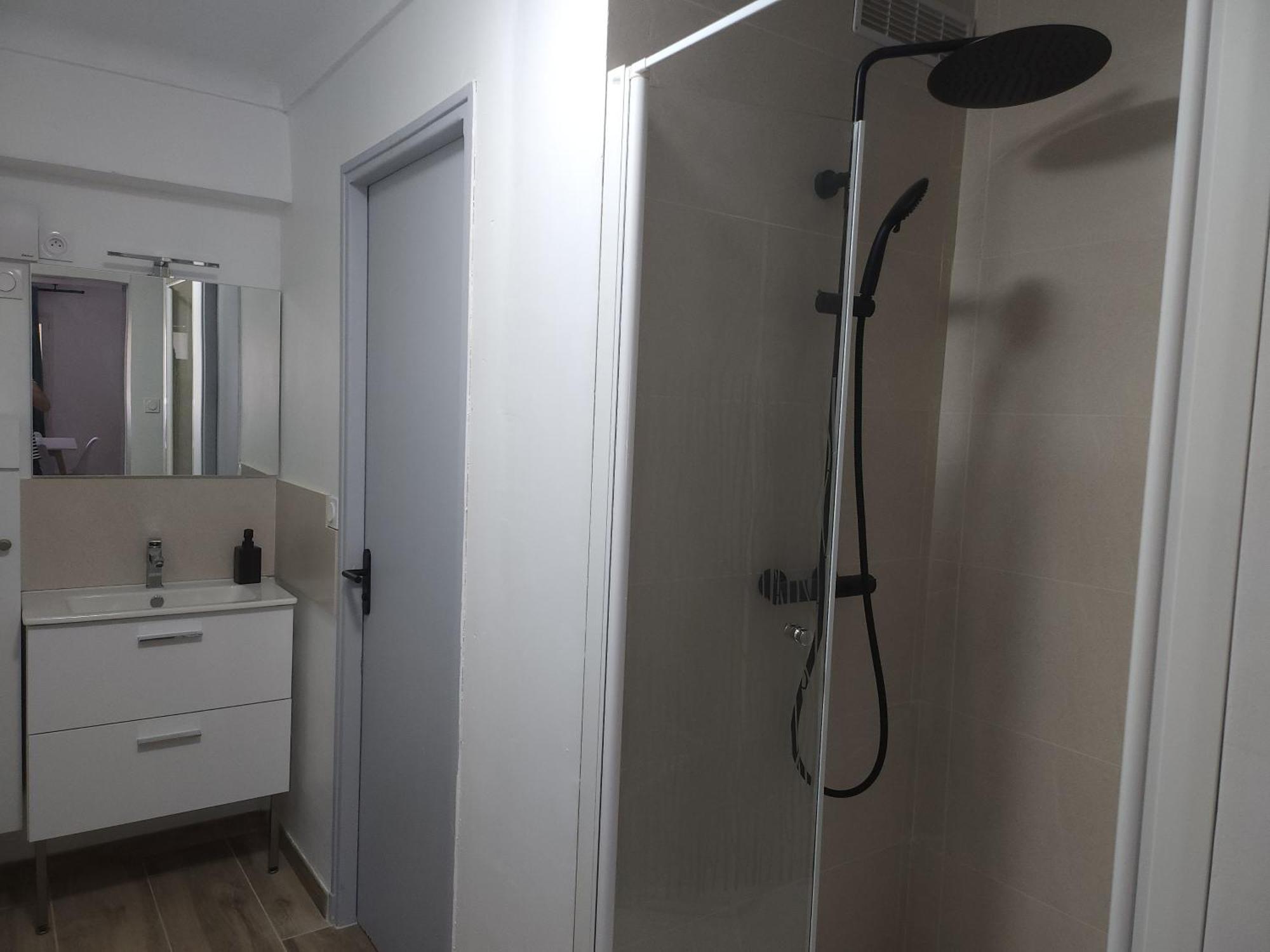 Appartement Paisible Pour 4 Personnes Montpellier Exterior foto